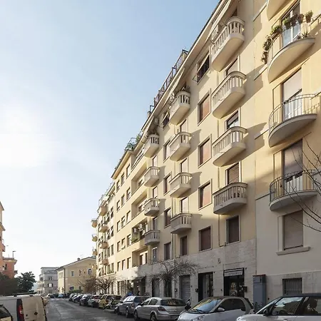 Piazza Bologna Comfortable Apartment-2